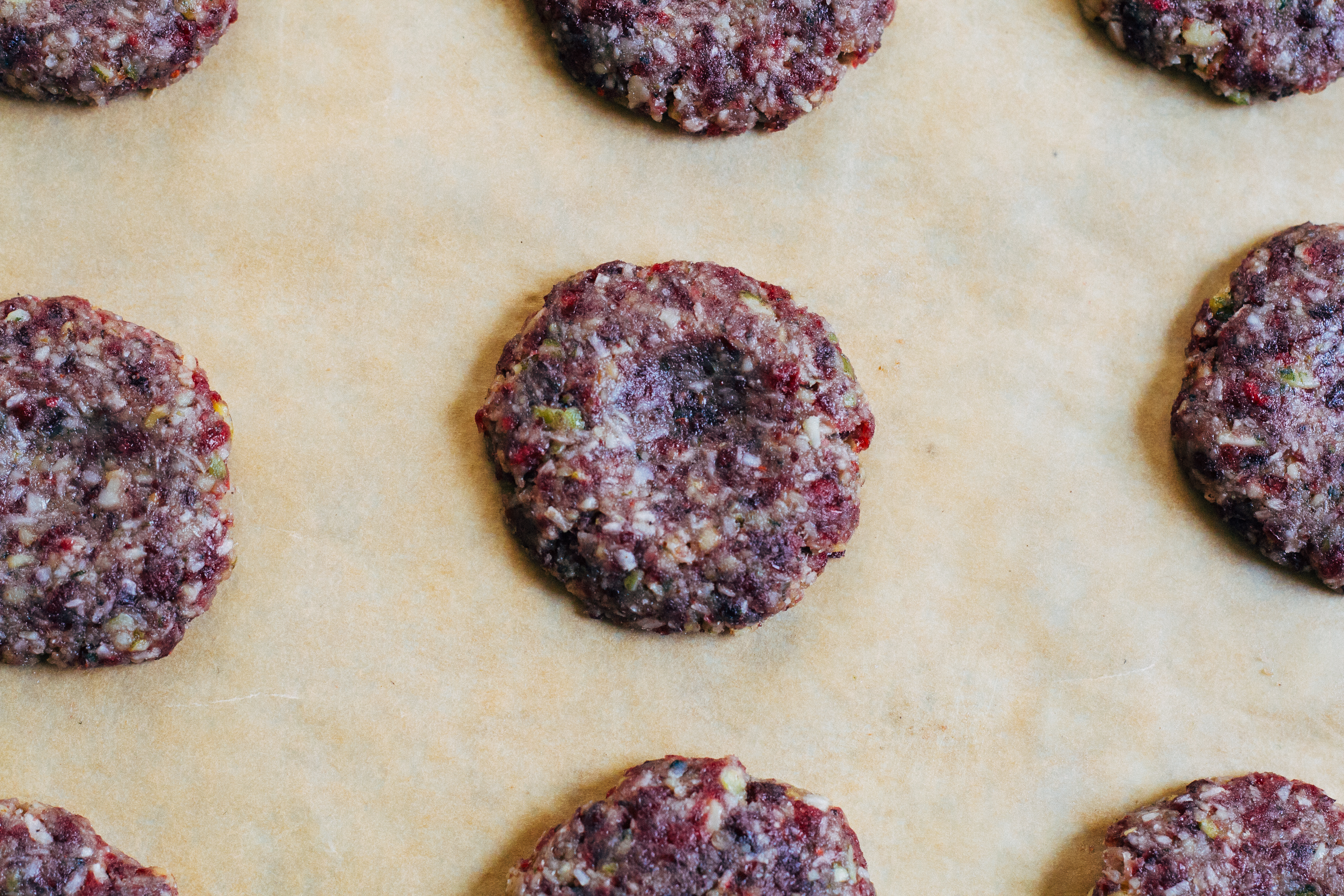 Raw Cranberry Vanilla Cookies | Well and Full | #vegan #recipe