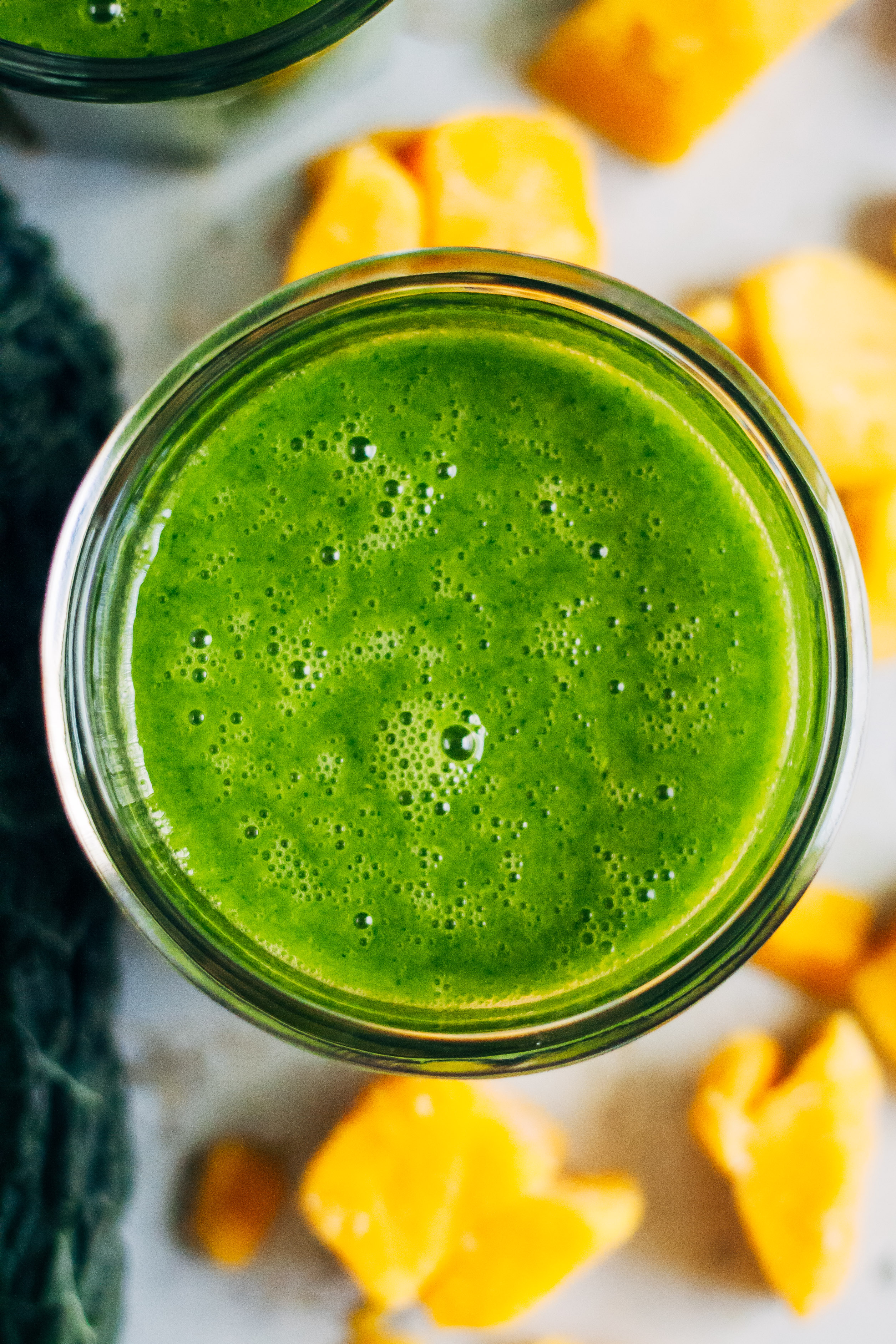 Green Tea + Mango Detox Smoothie | Well and Full | #vegan #detox #smoothie