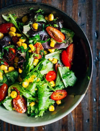 Summer Garden Salad w/ Sweet Corn, Tomatoes + Herbs | Well and Full | #vegan #salad #recipe