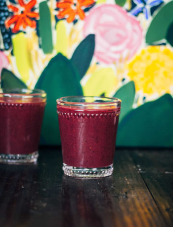 Fabulous Fiber Smoothie | Well and Full | #vegan #smoothie #recipe