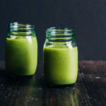 A Yummy Green Smoothie Recipe + Nom! | Well and Full | #vegan #smoothie #recipe
