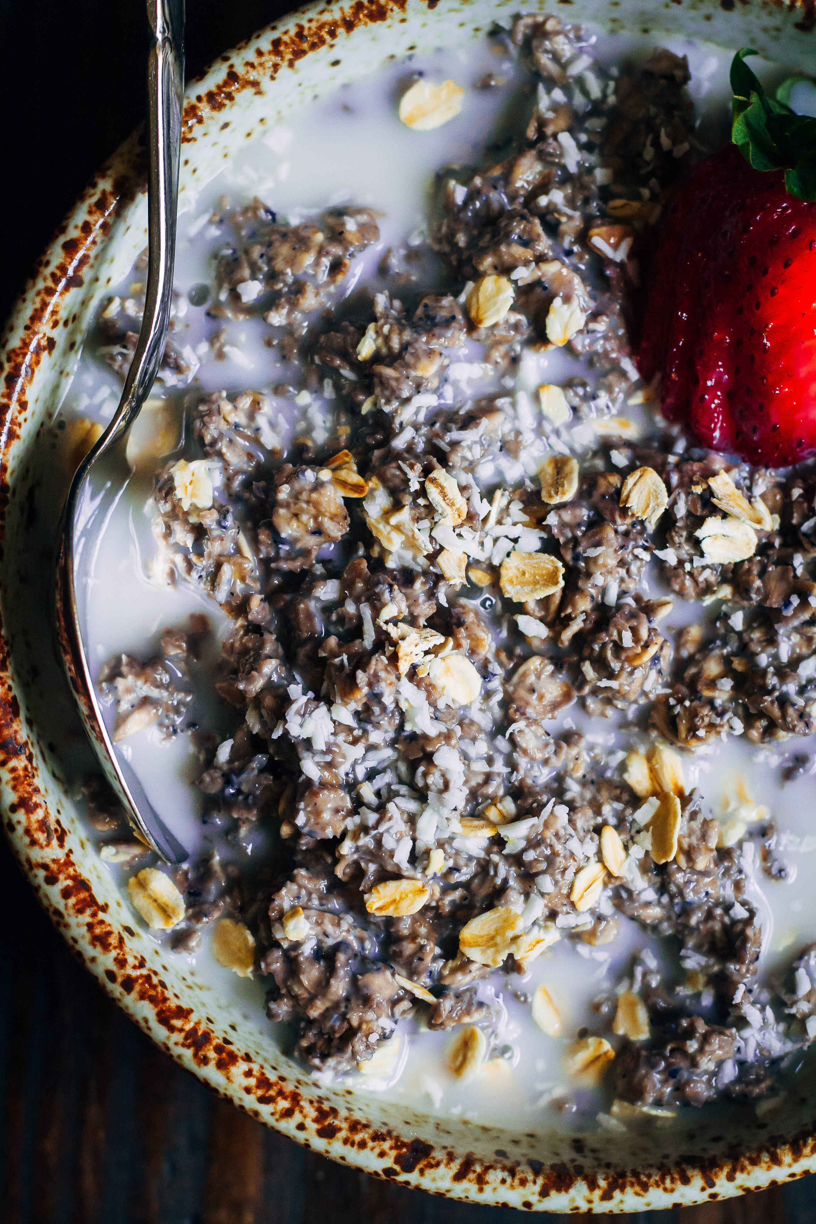 Blueberry Overnight Oats | Well and Full | #vegan #oats #recipe