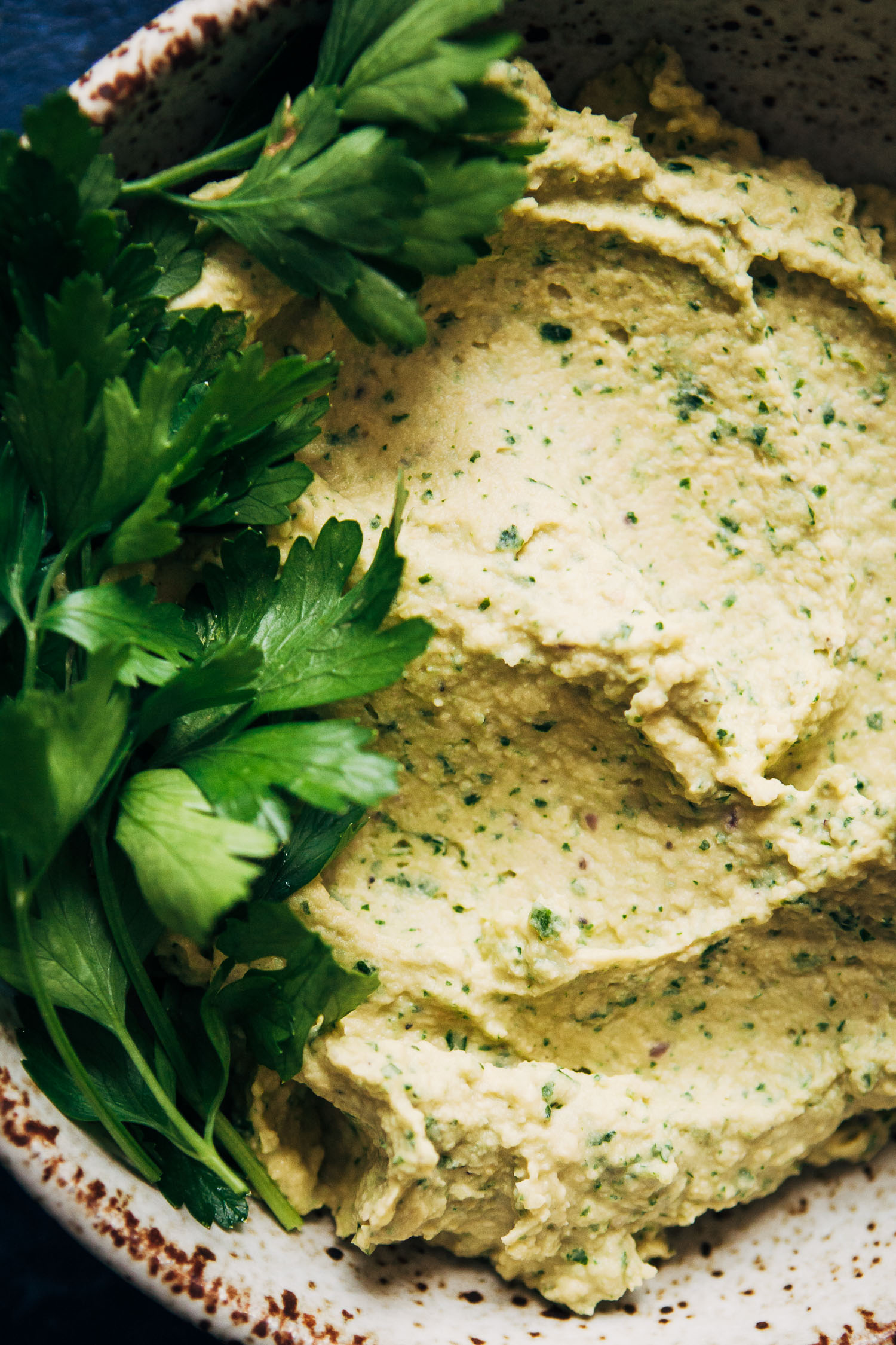 Vegan Green Goddess Hummus | Well and Full | #healthy #vegan #recipe