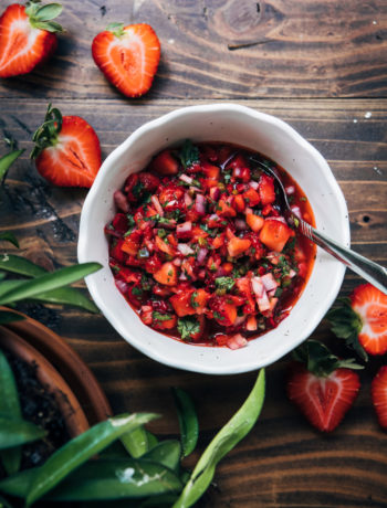Summer Strawberry Salsa | Well and Full | #vegan #summer #recipe