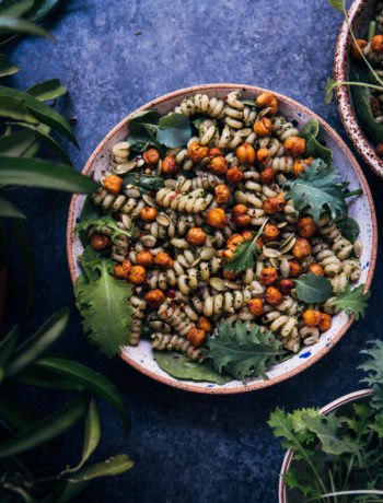Vegan Pesto Chickpea Bowl | Well and Full | #vegan #healthy #recipe