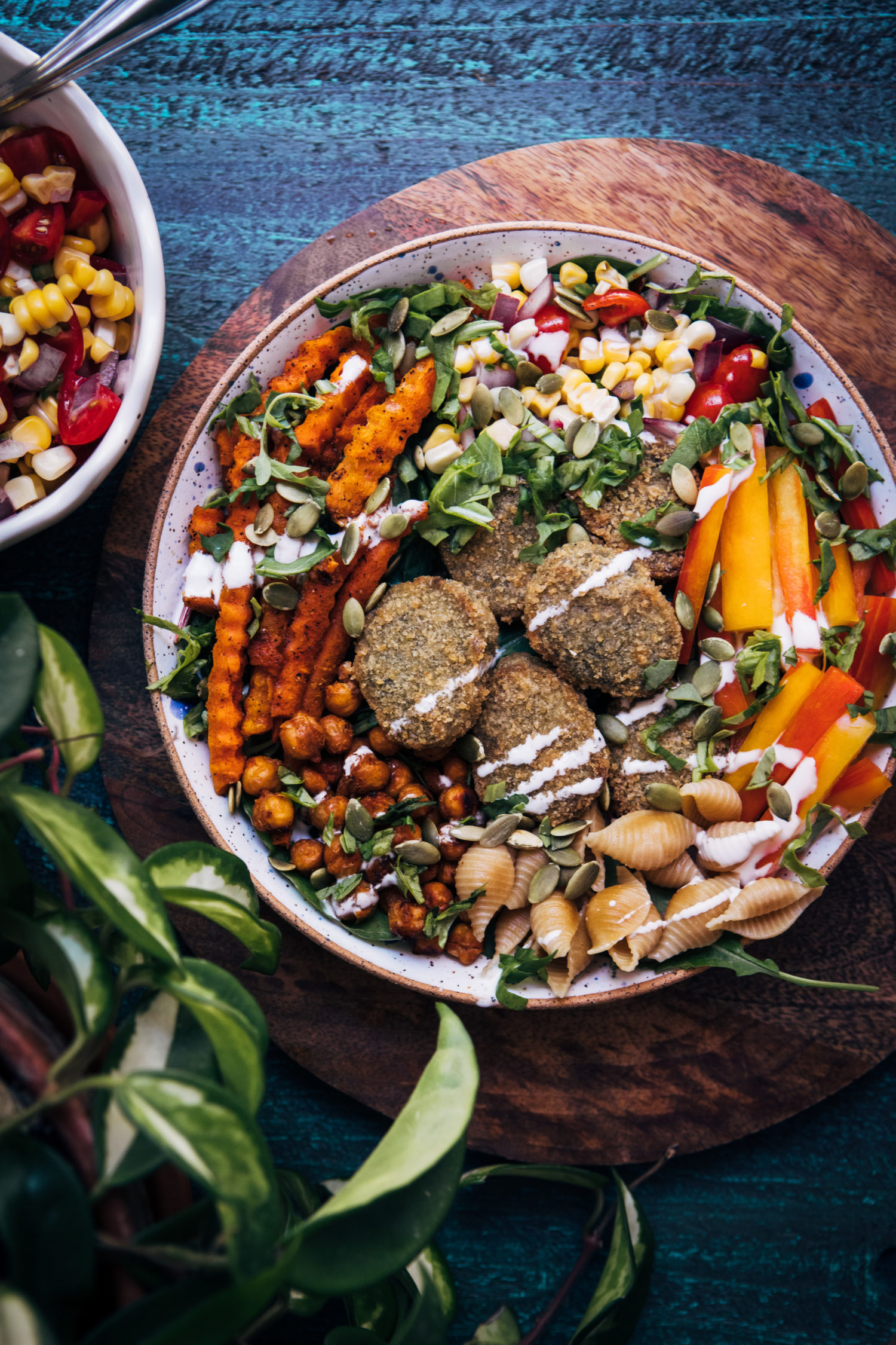 Summer Salad Bowl | Well and Full | #vegan #summer #recipe
