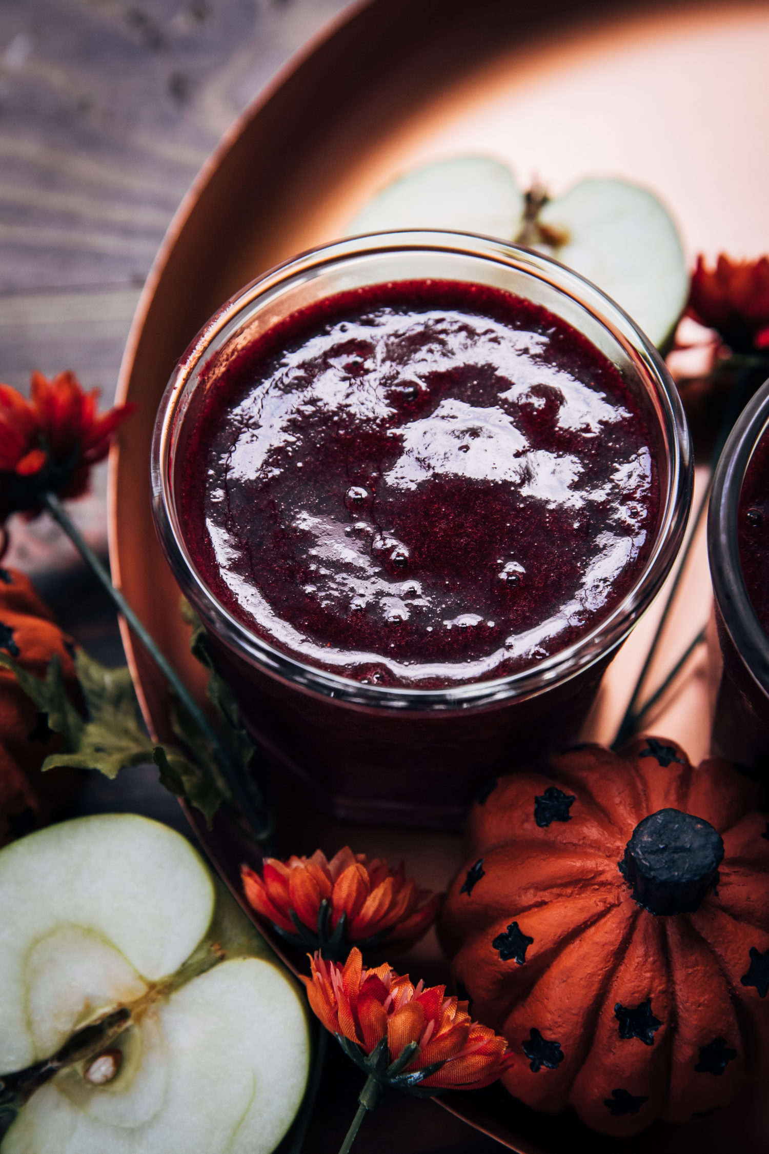 Witch's Brew Smoothie | Well and Full | #halloween #vegan #recipe