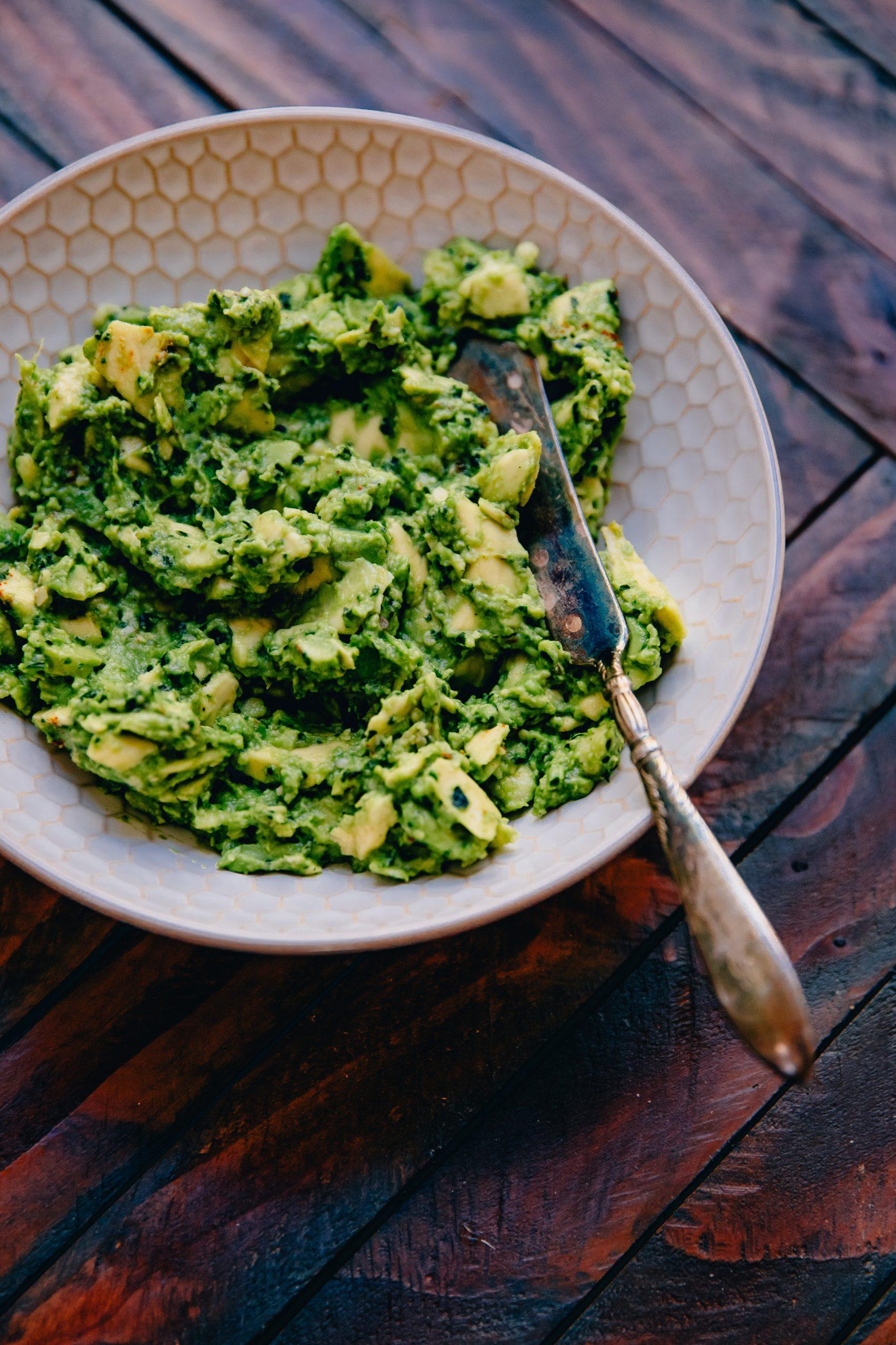 Pesto Avocado Spread | Well and Full | #vegan #recipe