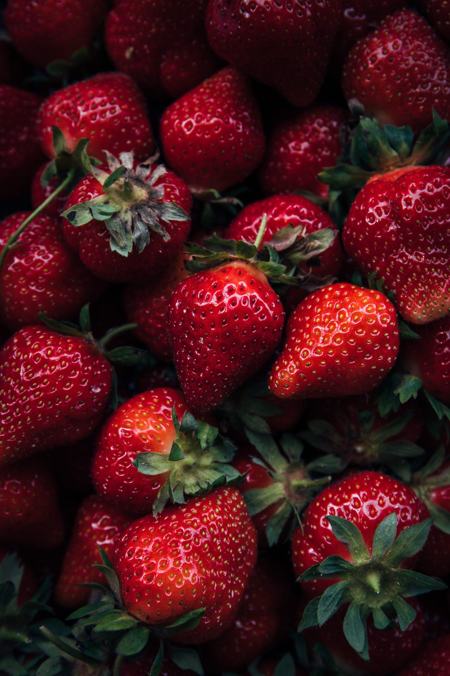 Recipes to Use Up Strawberries | Well and Full | #recipes #vegetarian #summer #strawberries
