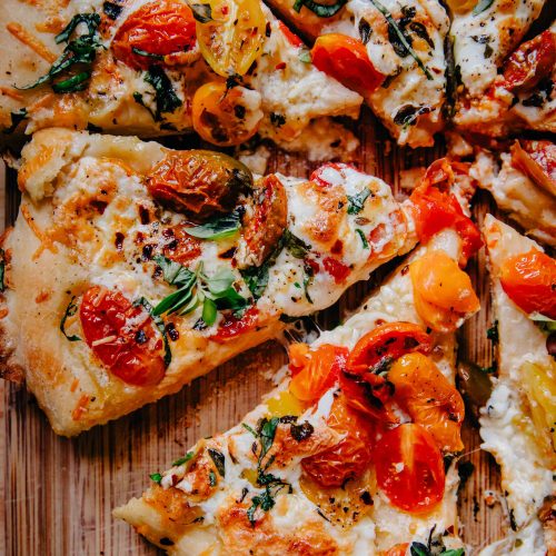 ベッドフレーム tomato Heirloom Tomato Pizza | Well and Full