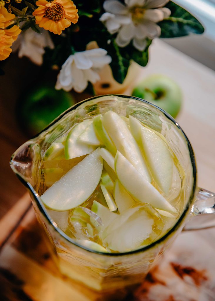 Green Apple Sangria | Well and Full | #autumn #fall #recipe #cocktail
