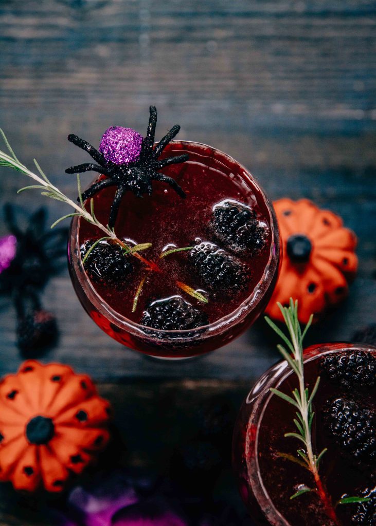 Halloween Black Widow Spritzes | Well and Full | #cocktail #recipe