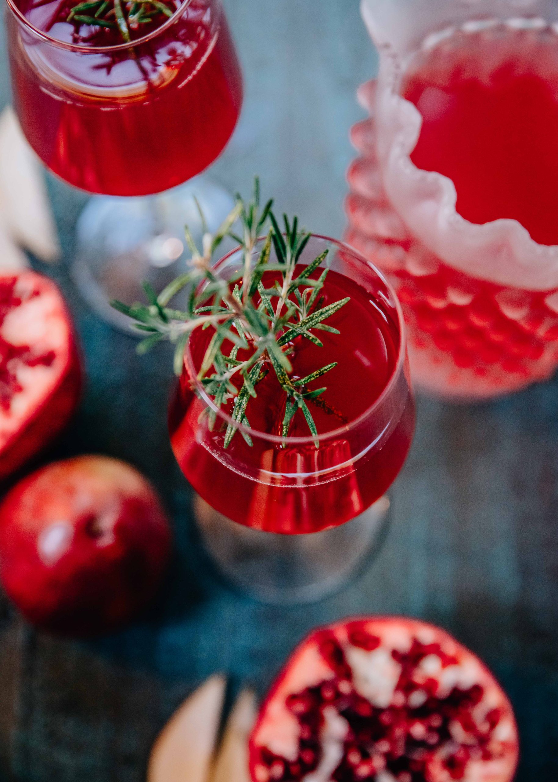 Thanksgiving Sangria | Well and Full | #recipe #cocktail #thanksgiving #vegan #vegetarian