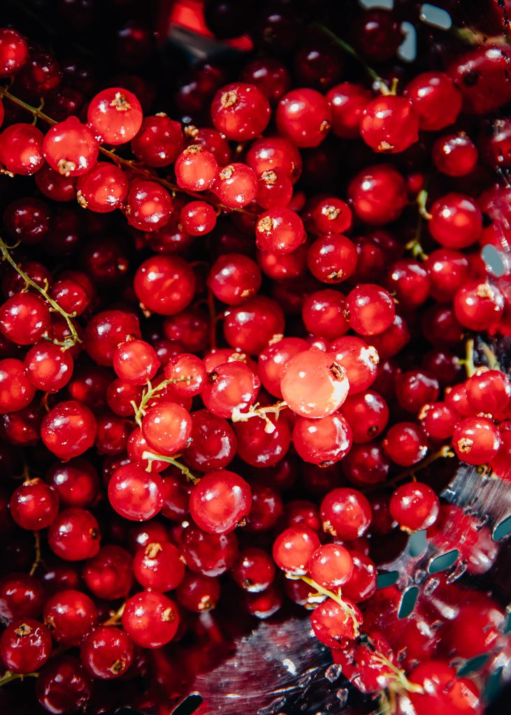 Valentine's Day Lemonade Spritz | Well and Full | #recipe #mocktail